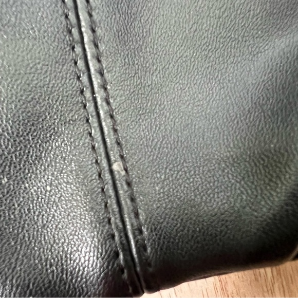 Express small black wristlet - Picture 5 of 5